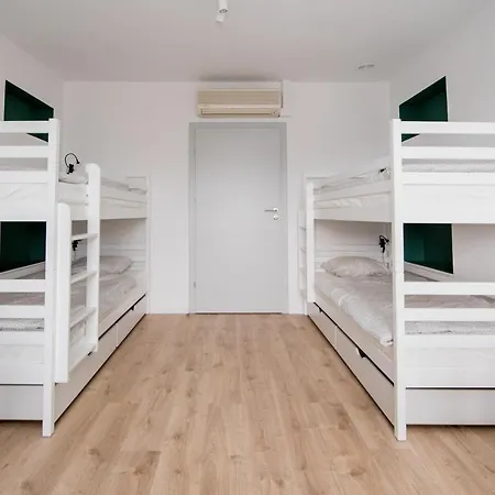 Hostel Togoto *